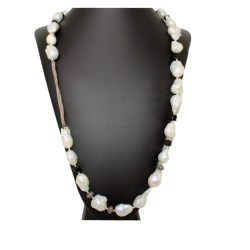 Collar de perlas rusticas y plata