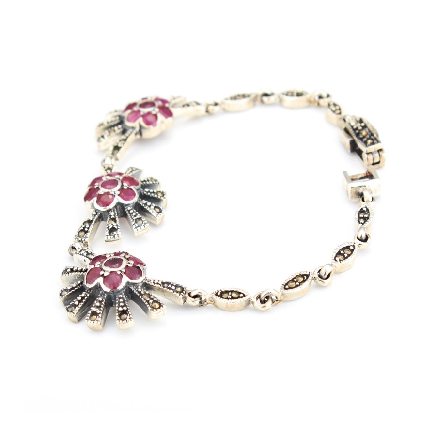 Pulsera de plata con marquesitas y rubíes