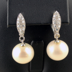 Pendientes de perlas con micro circonitas